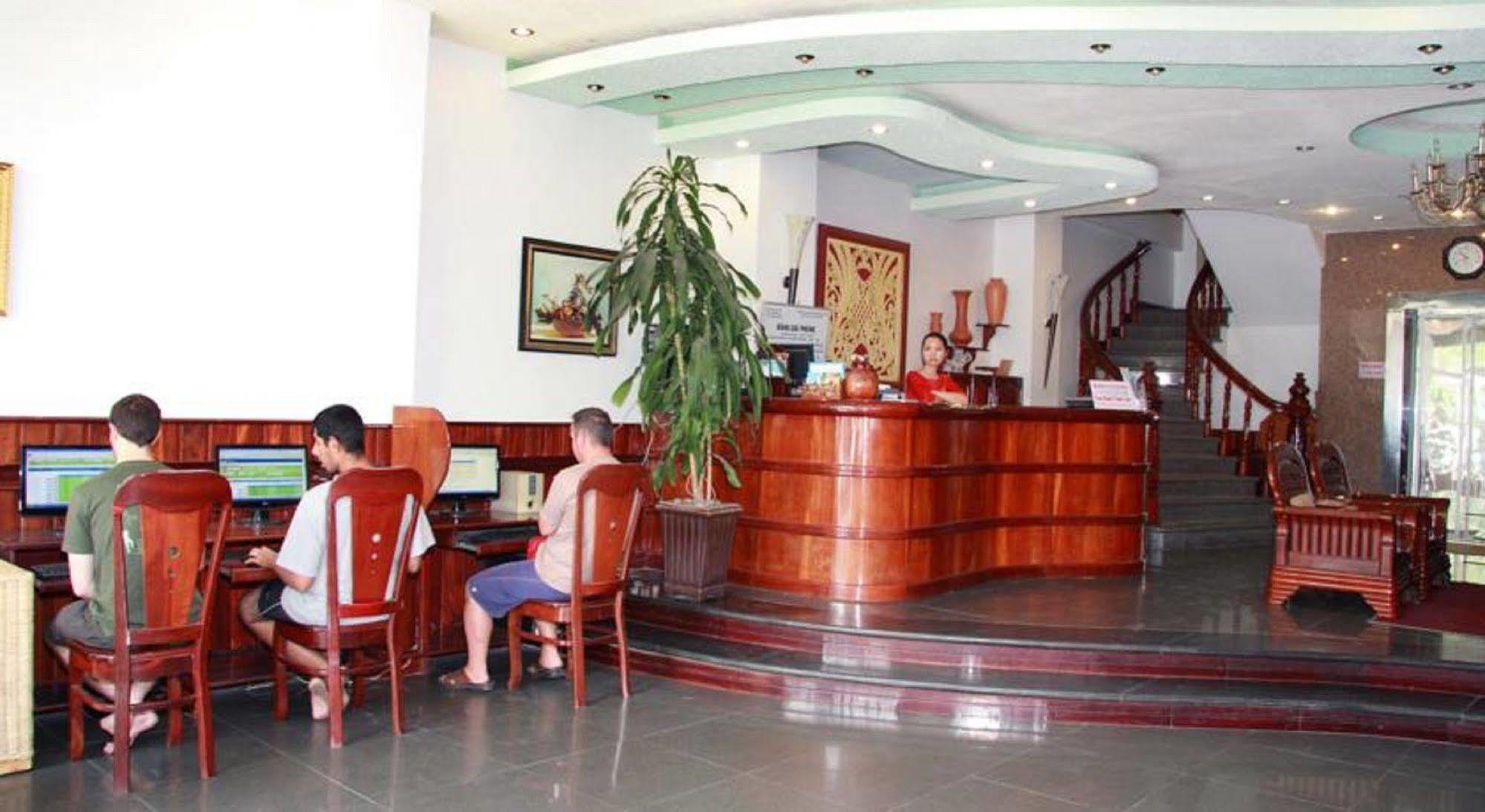 La Suisse Hotel Nha Trang Buitenkant foto